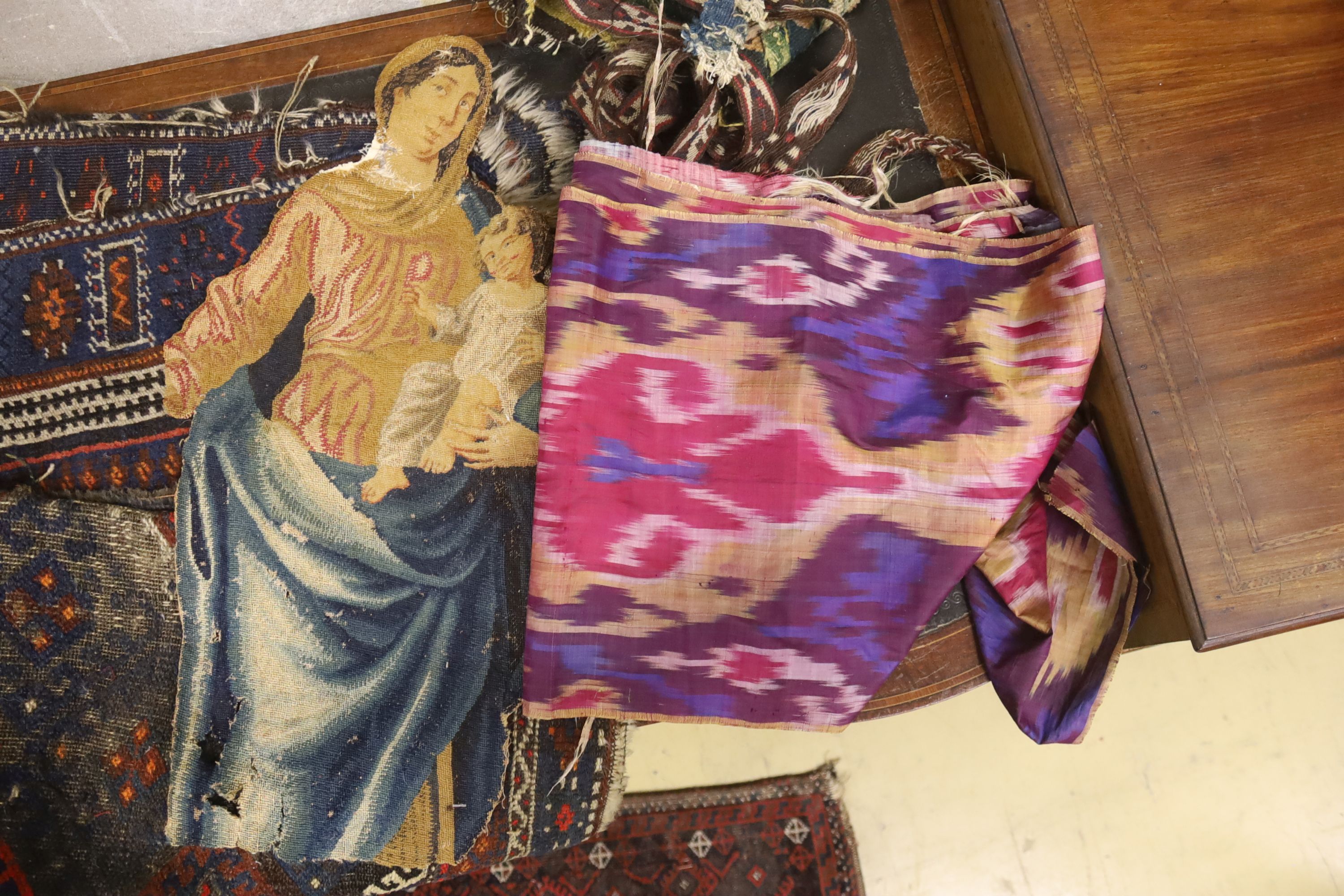 Ten items - Middle Eastern textiles, carpet bags